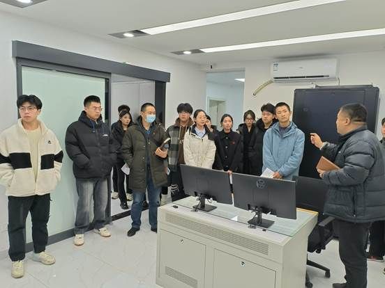 说明: f4385f2a7673119e564ef6e6d5e966b