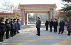 说明: D:\2016年工作\2016.02.02校领导春节慰问\周校长讲话1.jpg